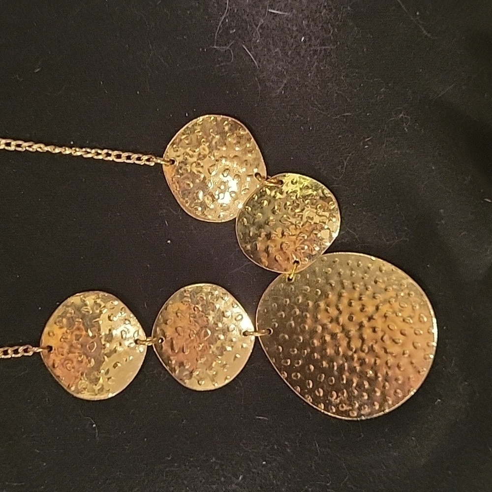 Necklace - Picture 3 of 3